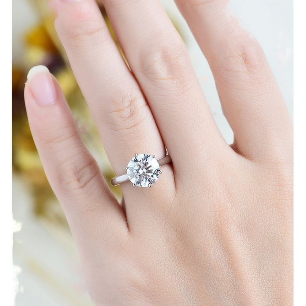 Certified 4ct. t.w. Moissanite Diamond Solitaire 10K White Gold Wedding Ring NEW - Picture 4 of 12